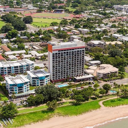 Aquarius On The Beach Townsville Exterior foto