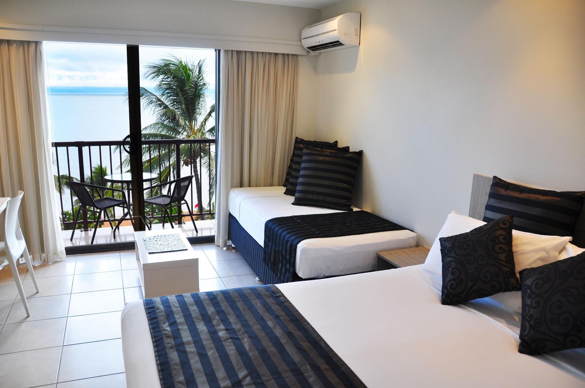 Aquarius On The Beach Townsville Exterior foto