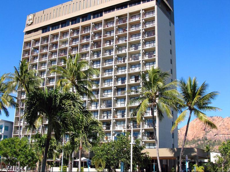 Aquarius On The Beach Townsville Exterior foto